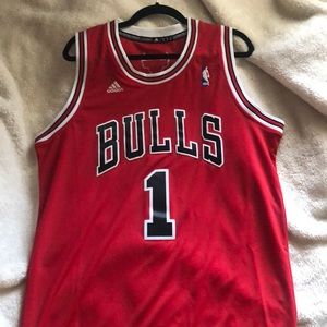 Derrick Rose jersey